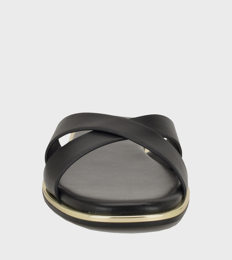 ناين وست  الصنادل المسطحة - أسود Flat Sandals