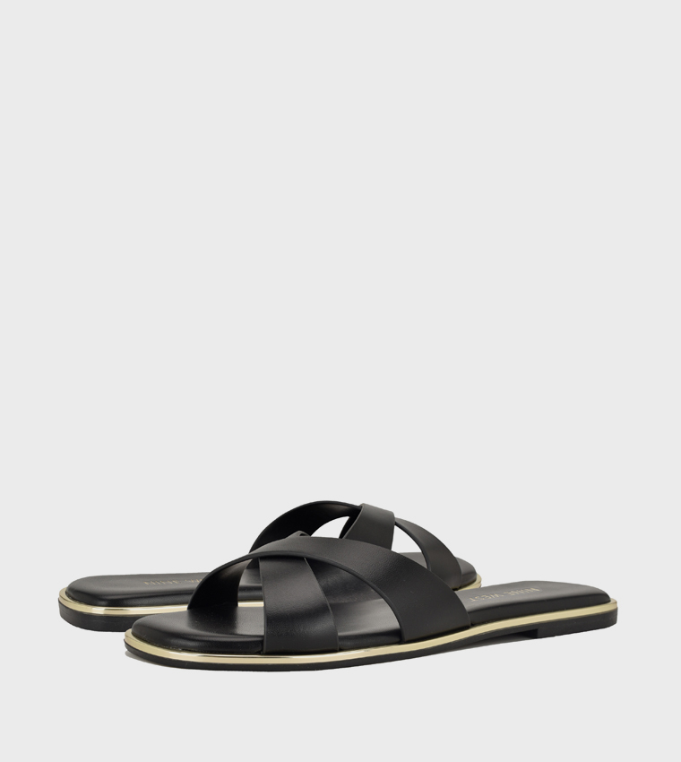 ناين وست  الصنادل المسطحة - أسود Flat Sandals