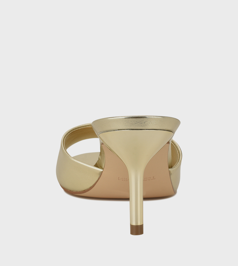 صندل فلات بمقدمة مفتوحة 