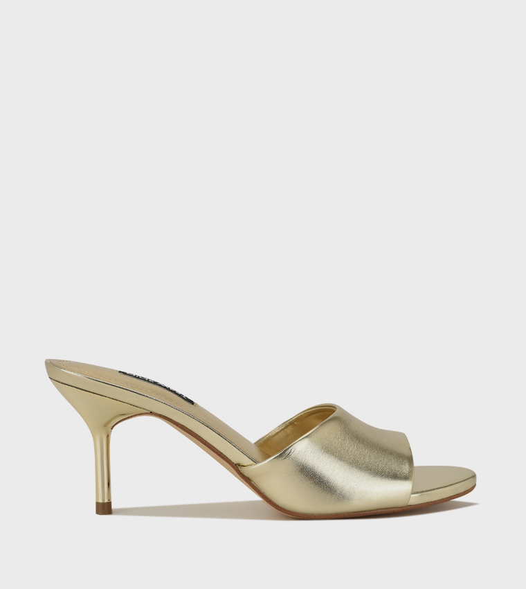 صندل فلات بمقدمة مفتوحة 