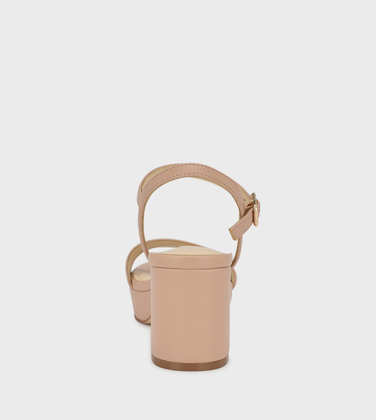 صندل كعب بلاتفورم 