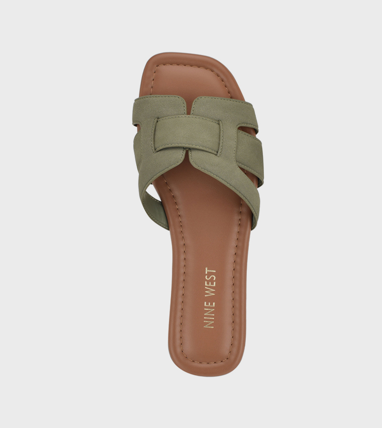 ناين وست  الصنادل المسطحة - أخضر Flat Sandals