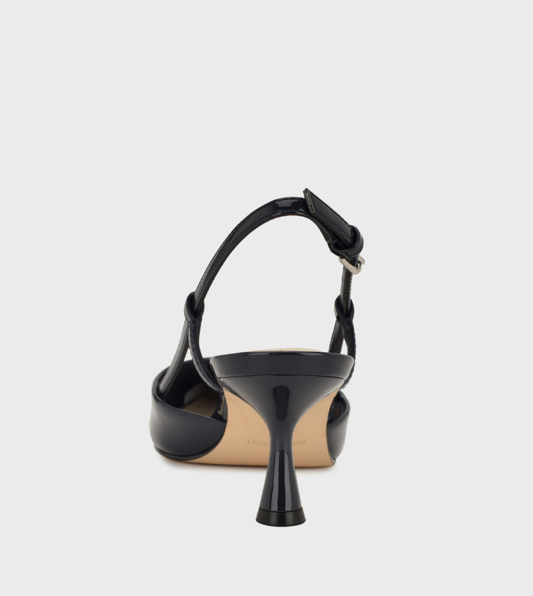 حذاء كعب بحزام خلفي ومقدمة مدببة 