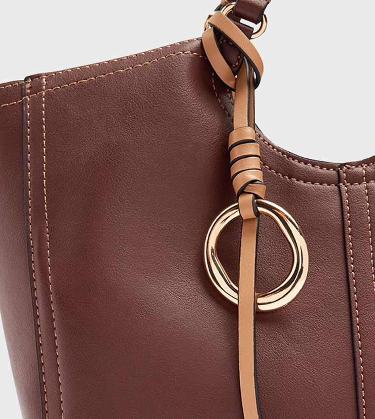 Solid Ring Detail Zip Tote Bag