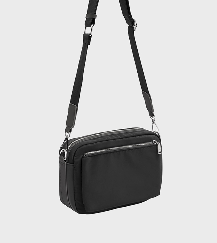 Solid Zipper Crossbody Bag