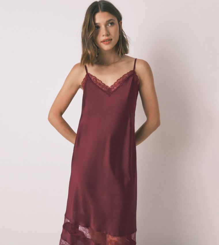 قميص نوم ميدي دانتيل