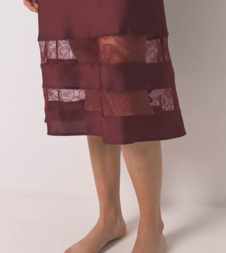 قميص نوم ميدي دانتيل