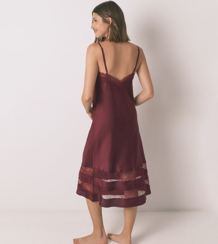 قميص نوم ميدي دانتيل