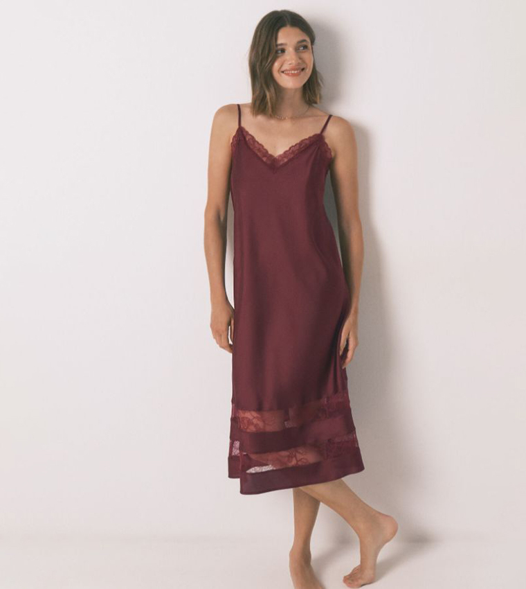 قميص نوم ميدي دانتيل