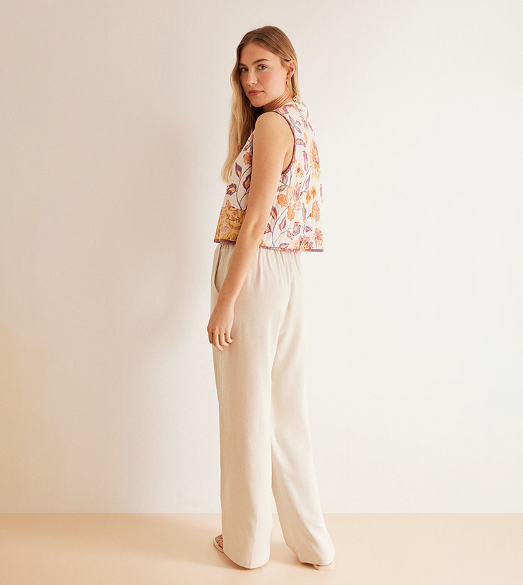 بنطال برباط على الخصر سادة