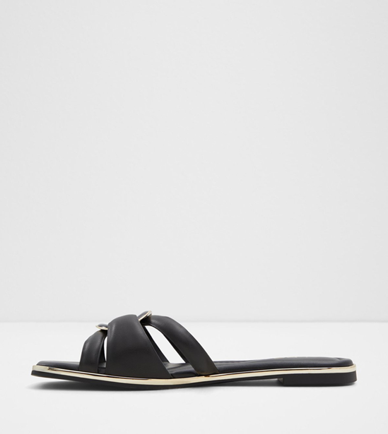 YESENIA Accessory Detail Flat Sandals
