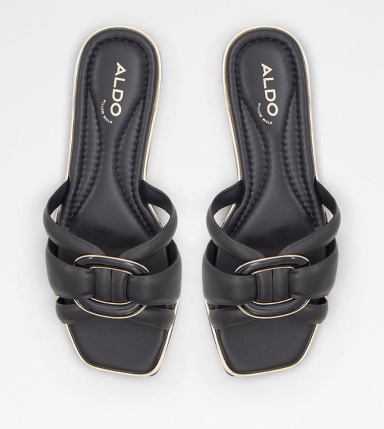 YESENIA Accessory Detail Flat Sandals