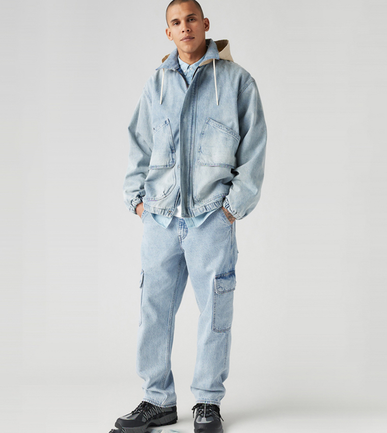 568™ Straight Fit Cargo Jeans