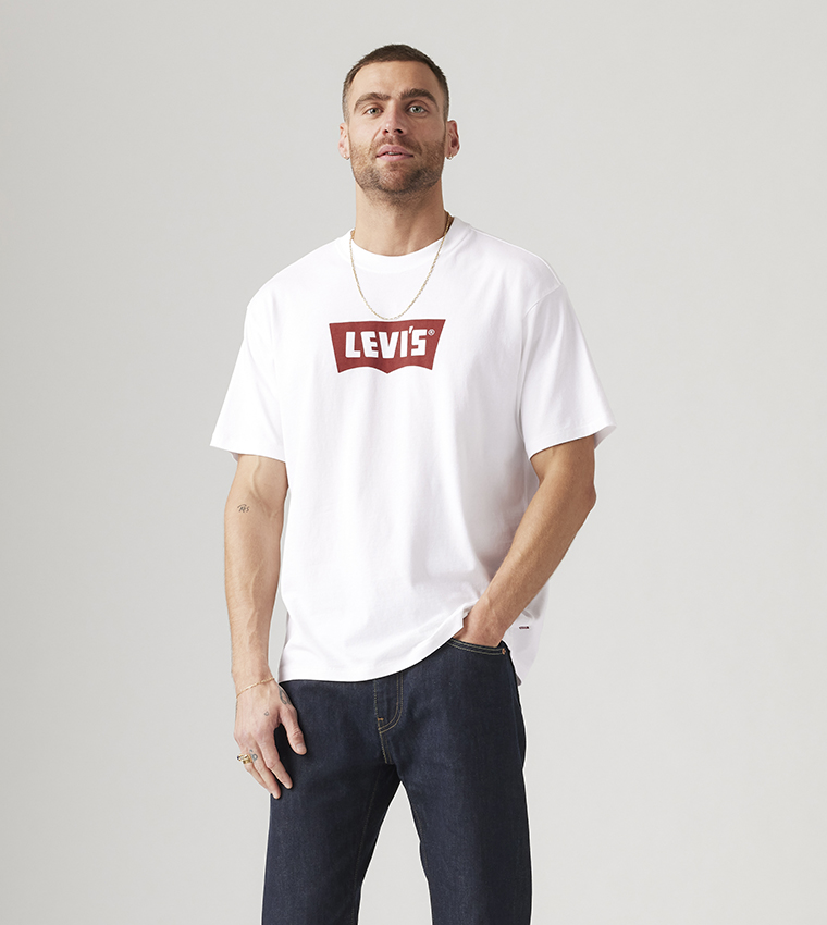 تيشيرت برقبة مستديرة 