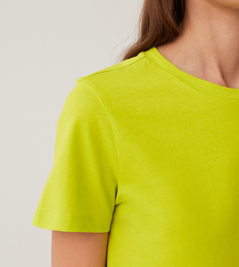 Solid Crew Neck T-Shirt