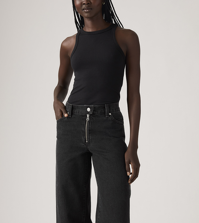 جينز مغسول واسع 