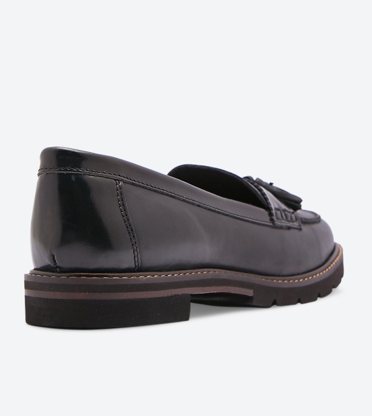 لوفر جينيا بلون أسود