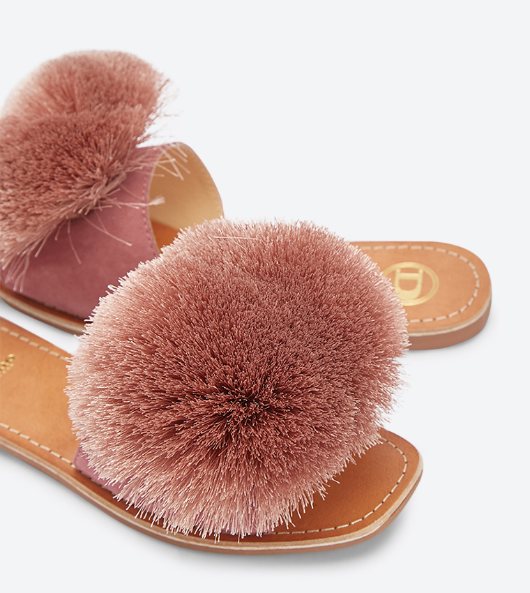Dune pom pom sliders online