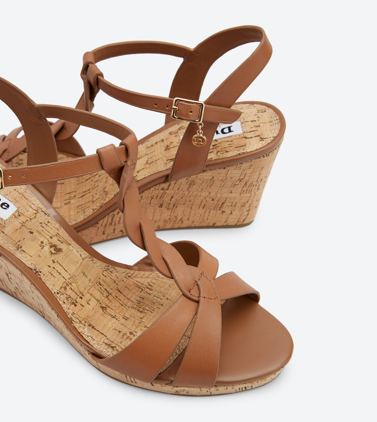 Buy Dune London Koala Plait T Bar Wedge Sandals Tan In Tan 6thStreet Qatar