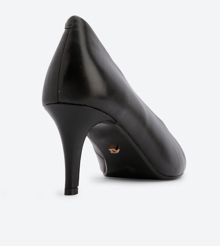 Vamp store court shoes