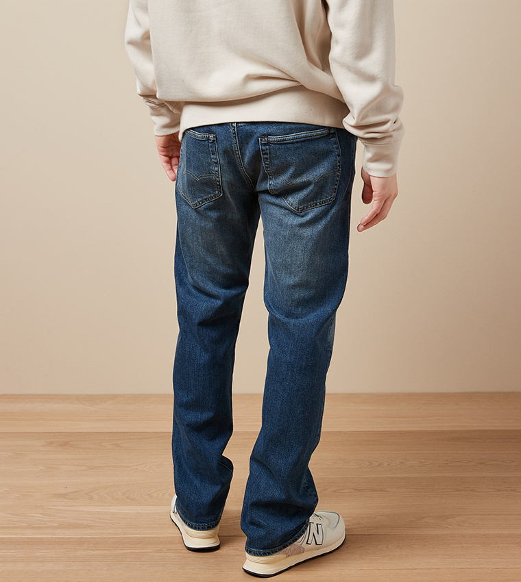 Flex Relaxed Straight Fit Jeans