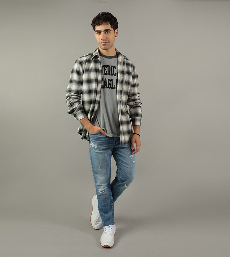 Buy American Eagle Slim Fit Everyday Button Up Shirt In Black | 6thstreet  Bahrain