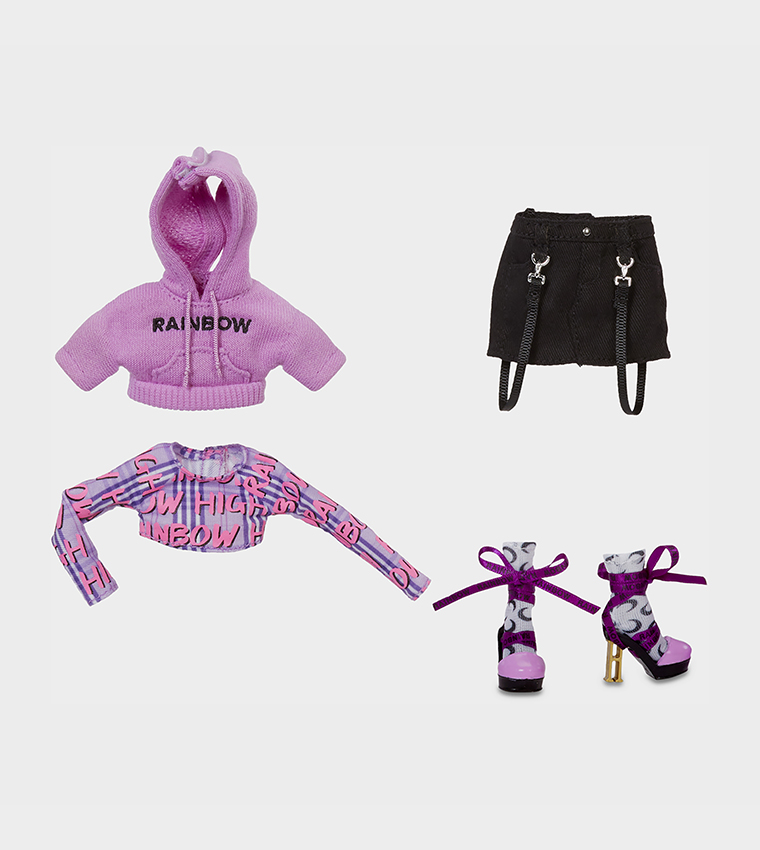 Orchid Series 3 Fashion Doll