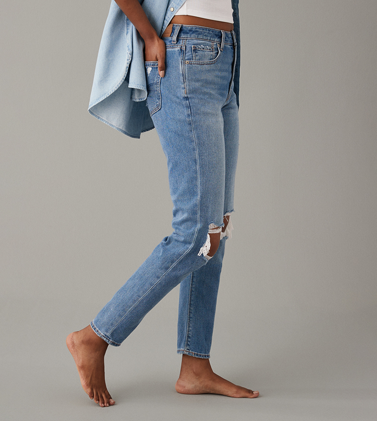 Ripped Mom Fit Jeans