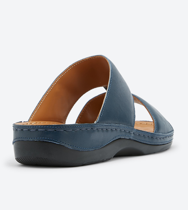 Round Toe Buckle Closure Slipper - Blue