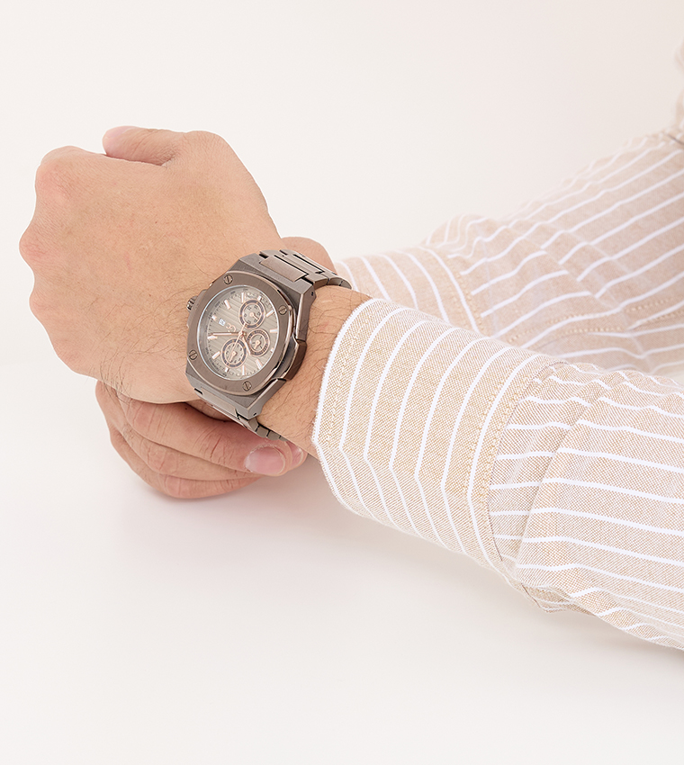 Coussin Shape Chronograph Watch, 44 mm