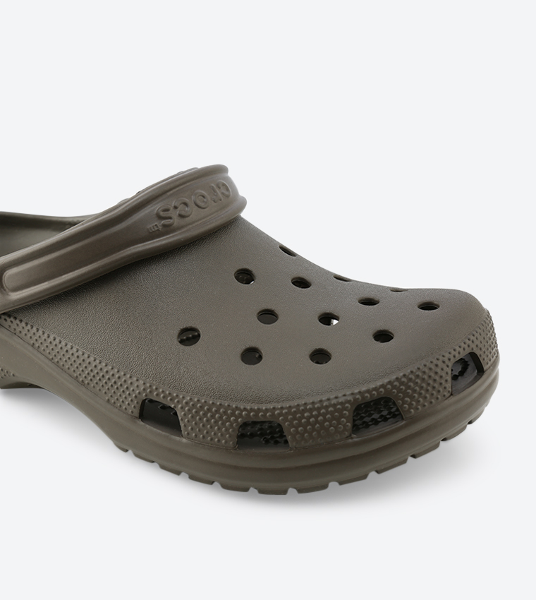 crocs brun