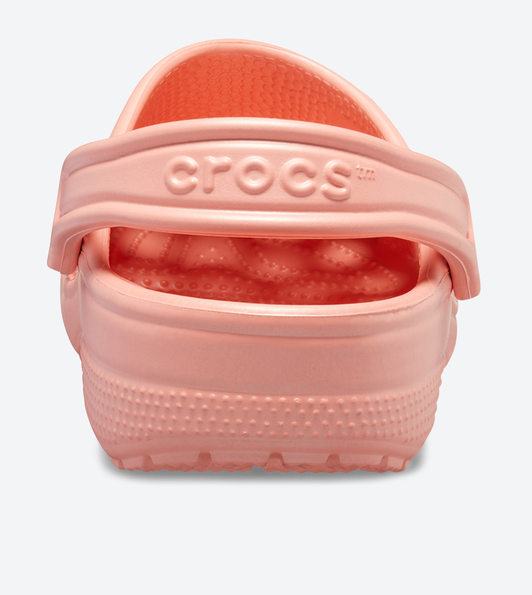 صندل بقصّة كلاسيكية مع حزام خلفي للإغلاق لون زهري