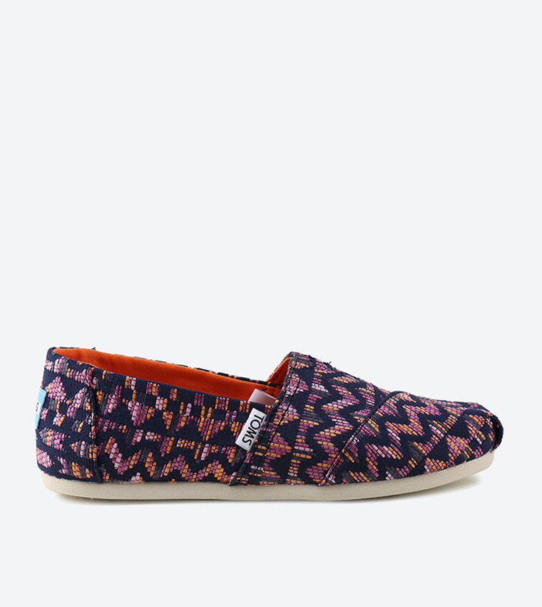 Multi color toms 2025