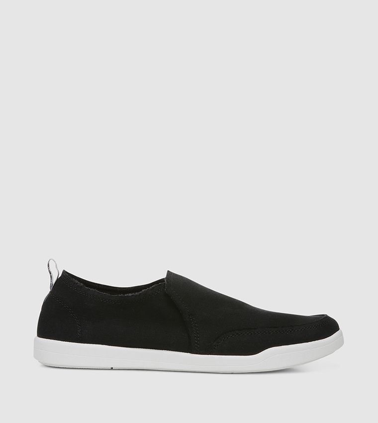 MALIBUU Solid Slip-On Shoes