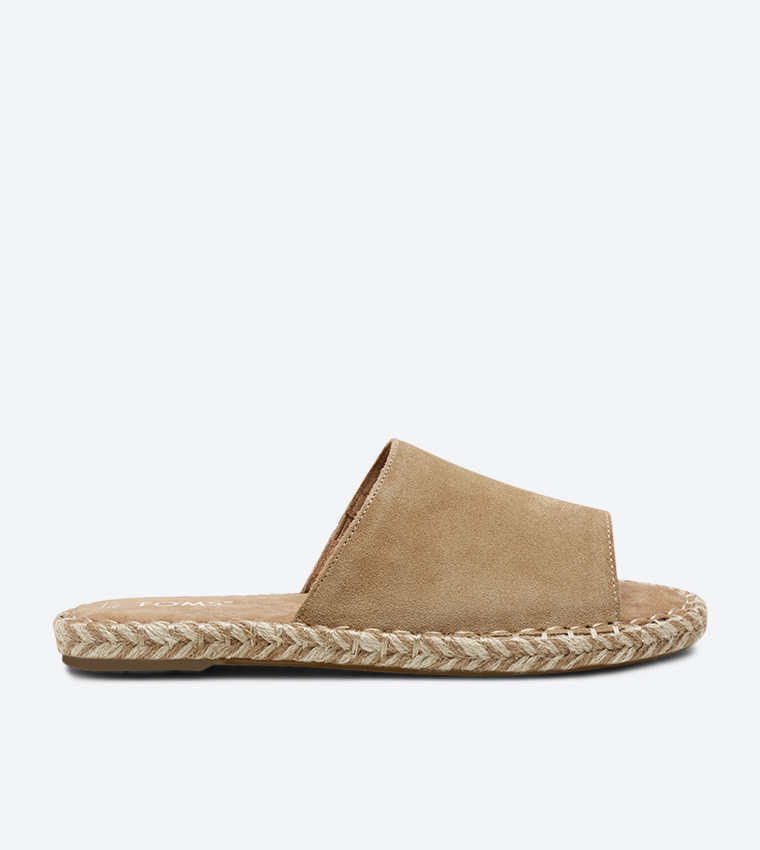 Toms clarita 2025