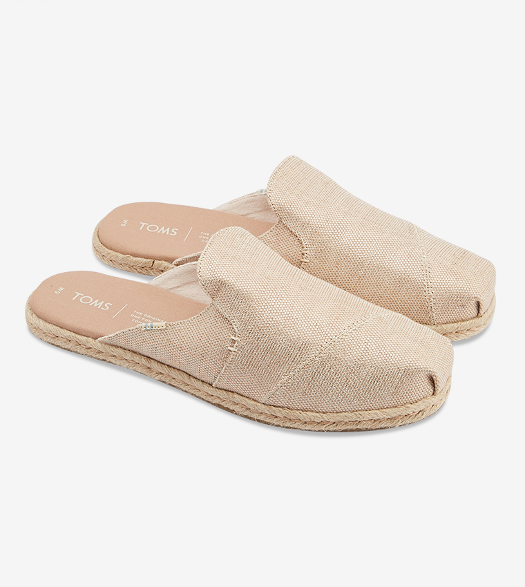 toms nova slip on