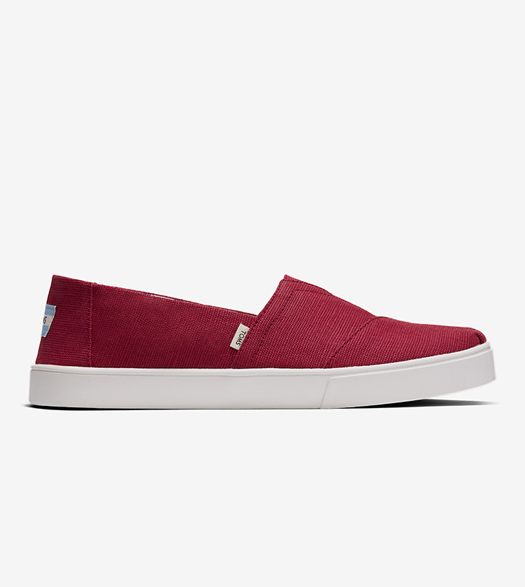 Buy Toms Red Heritage Canvas Men Alpargata Espadrille Red In Red 6thStreet Bahrain