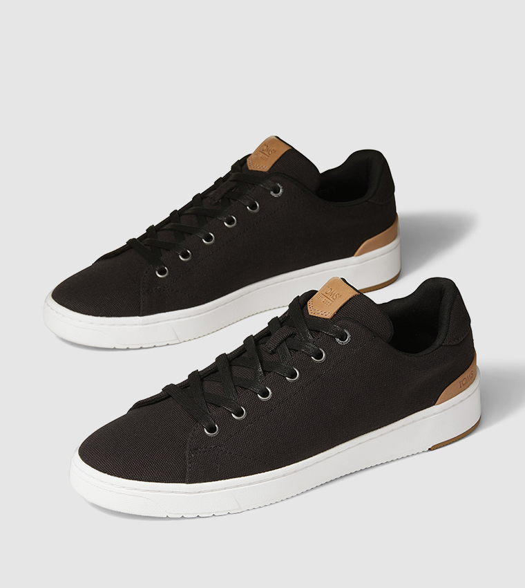 Trvl Lite 2.0 Lace-Up Low Top Sneakers