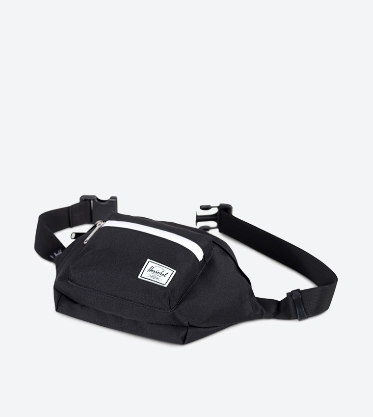 Seventeen Hip Pack
