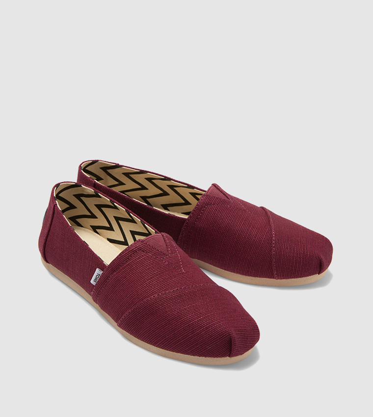 Slip On Casual Sneakers
