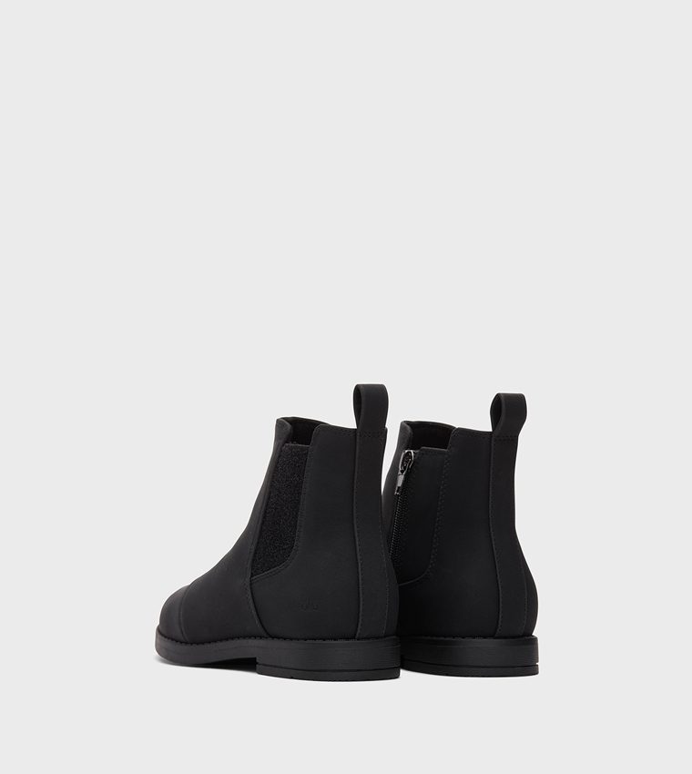 CHARLIE Solid Chelsea Boots