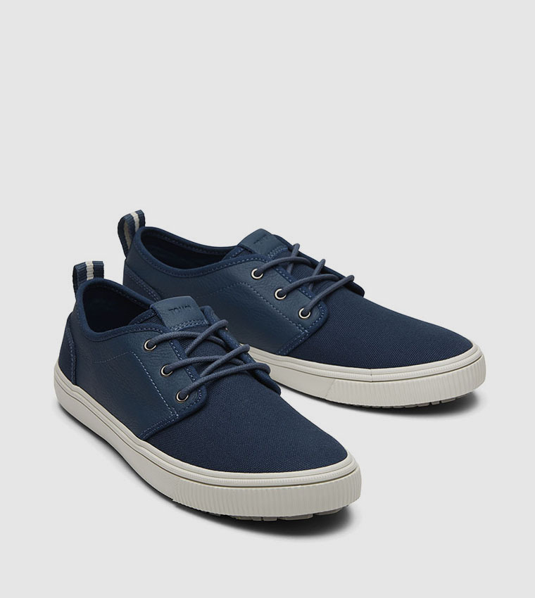 CARLO TERRAIN Low Top Sneakers