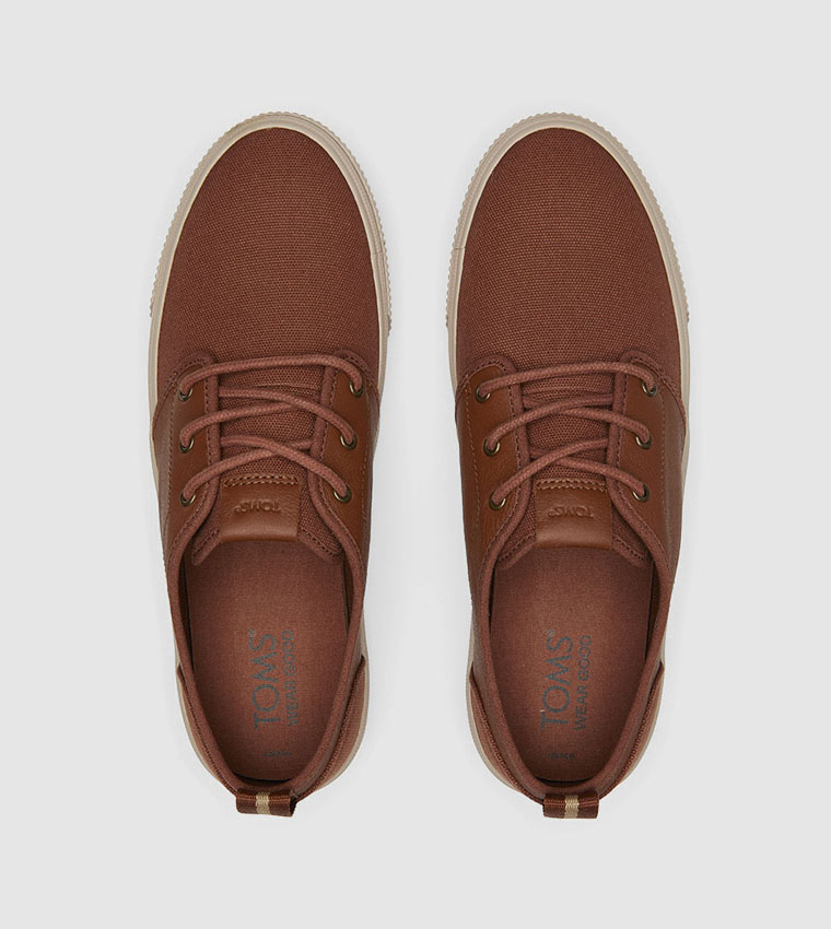 CARLO TERRAIN Low Top Sneakers
