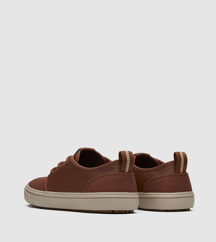 CARLO TERRAIN Low Top Sneakers