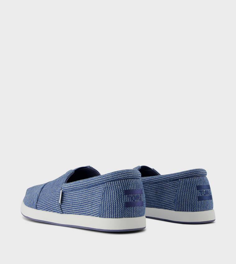 Round Toe Striped Slip-On Shoes