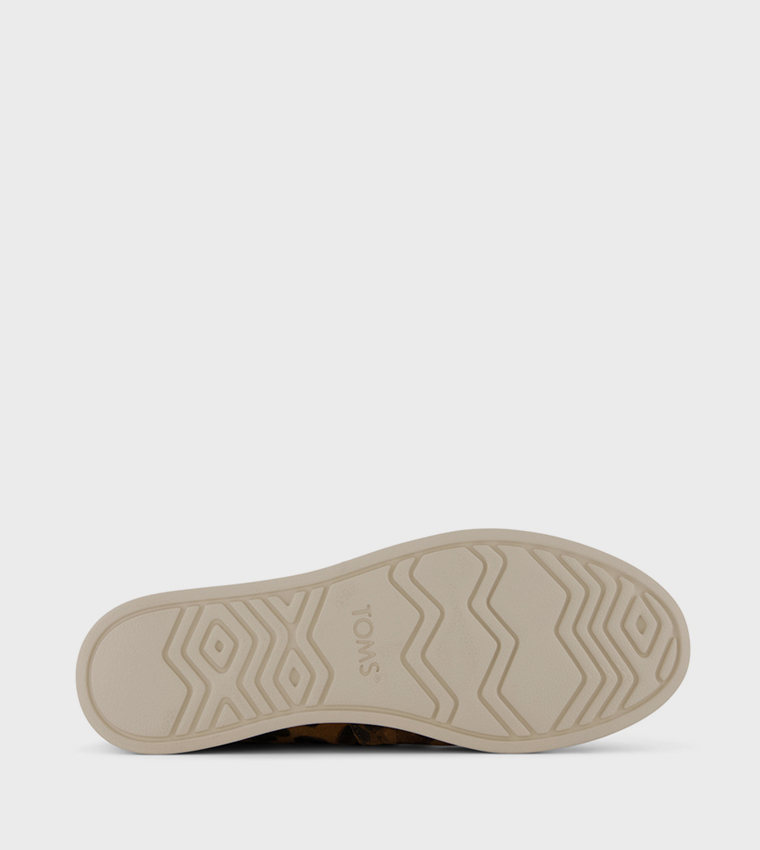 ALPARGATA PLUS Leopard Printed Slip-On Shoes