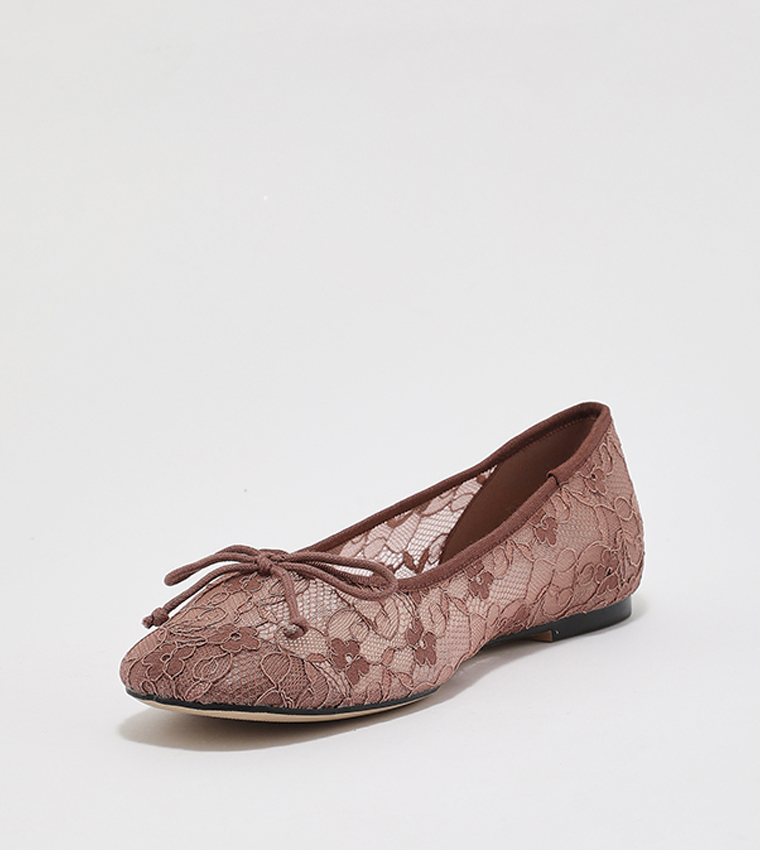 Lace ballerina online flats