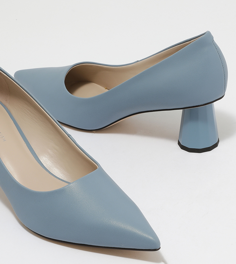 Cone Heel Pointed-Toe Pumps 