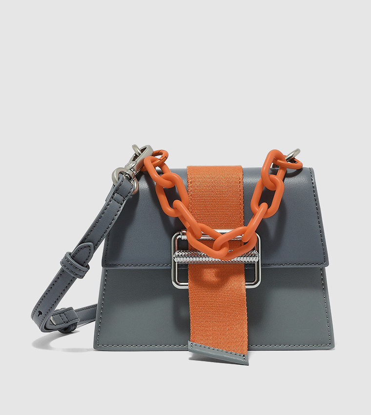 Chunky chain strap online trapeze bag