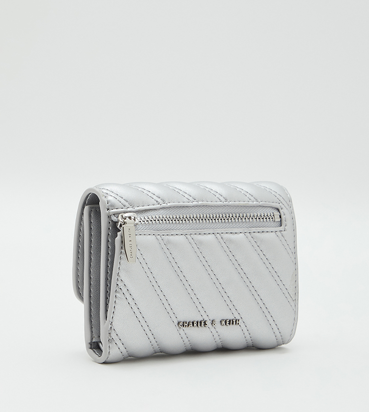 Freja Wavy Quilted Wallet
